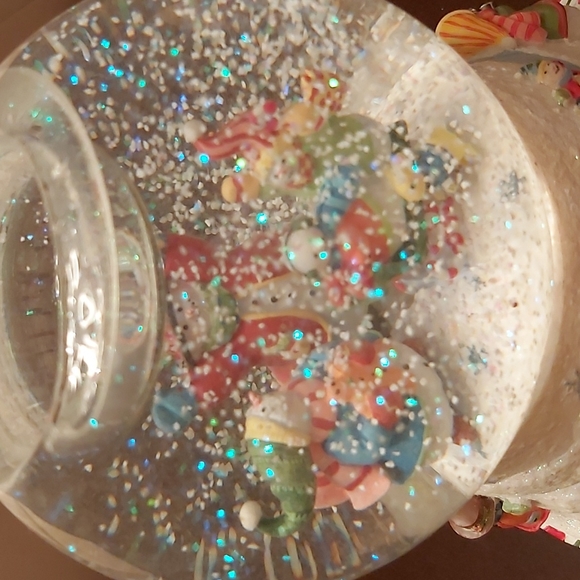 Partylite Snow Globe - Picture 6 of 6